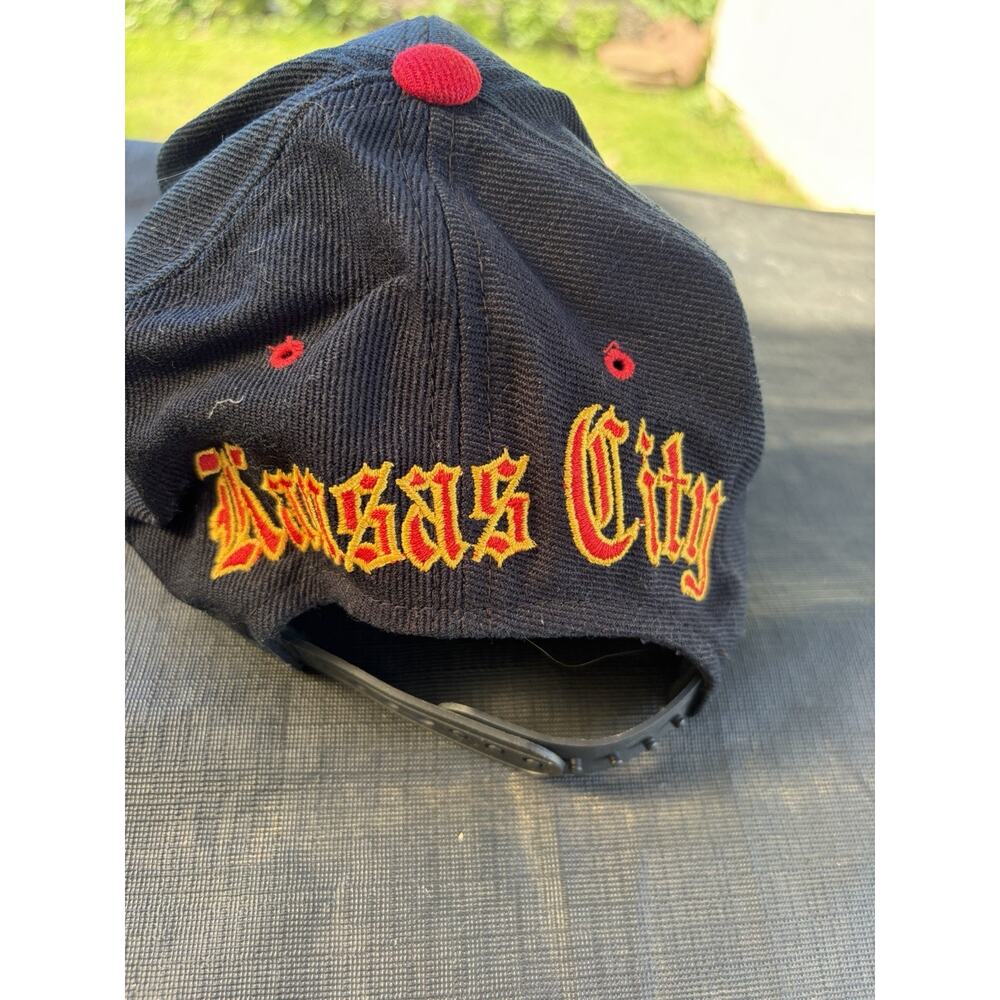 Vintage Kansas City Chiefs Drew Pearson 90s NFL Old English Snapback Hat Cap